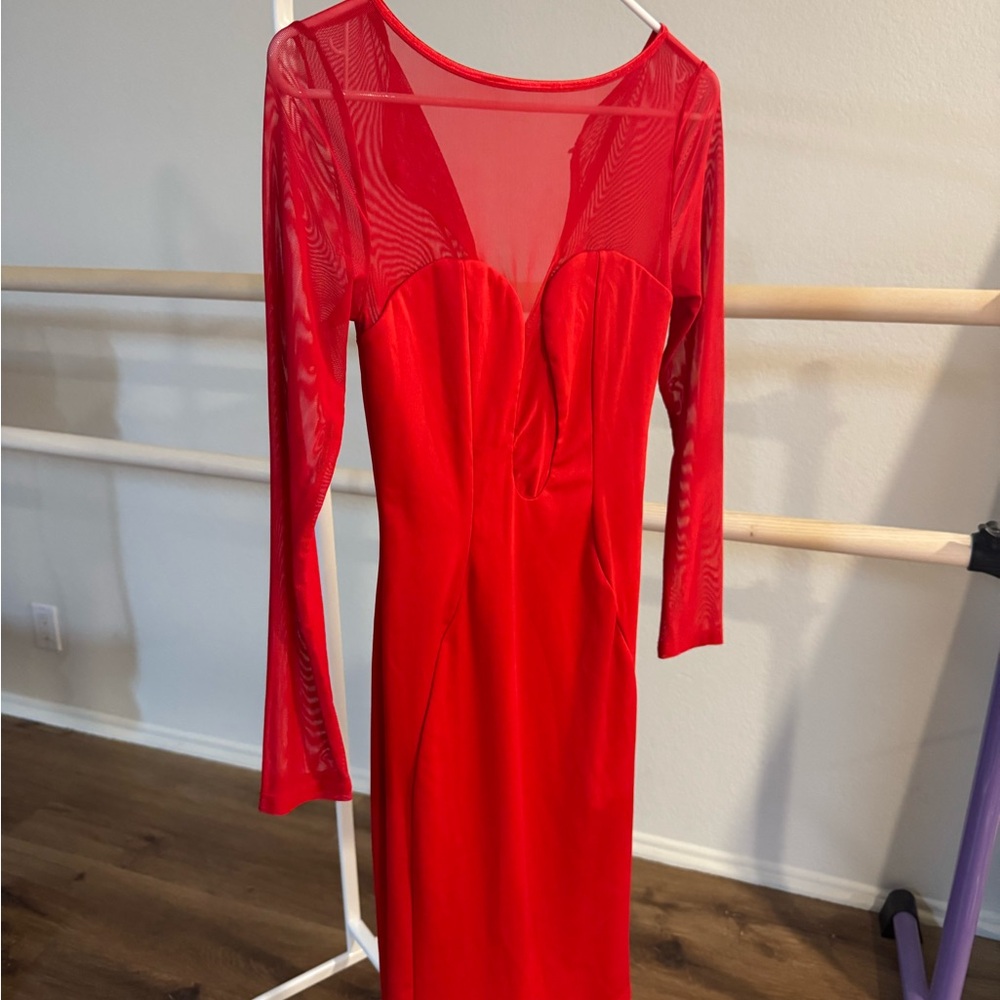 Elegant Red Long Sleeve Dress